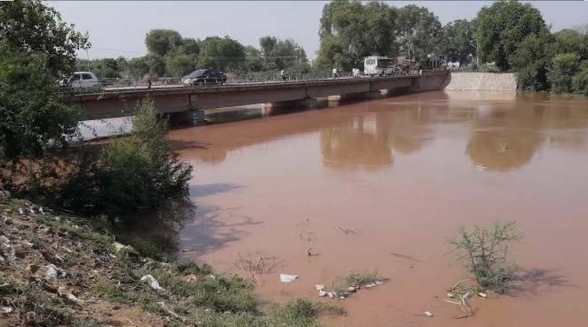 Residents of villages near Ghaggar asked to be careful due to the rainy season.
